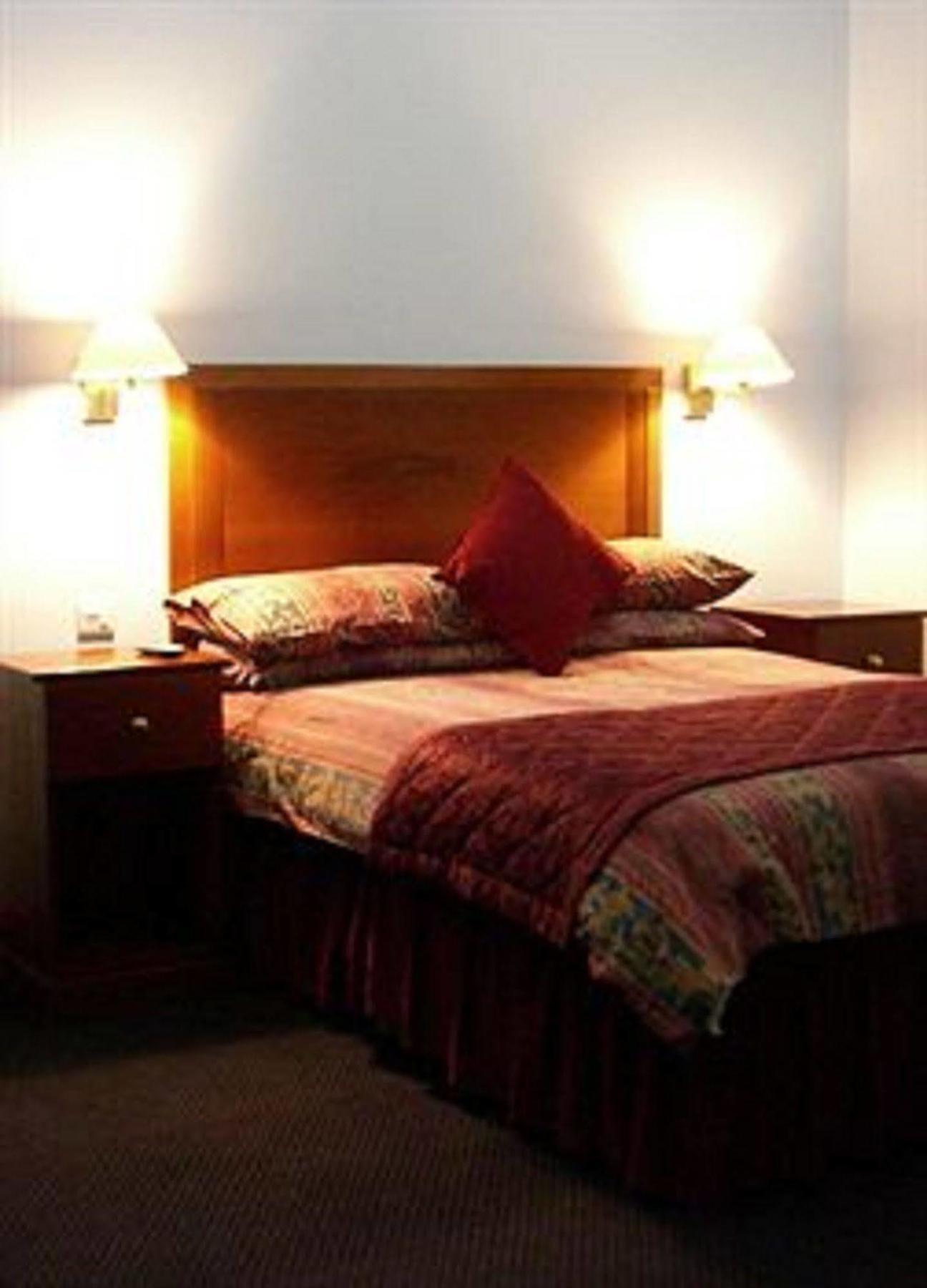 Kings Paget Hotel West Drayton  Exteriér fotografie