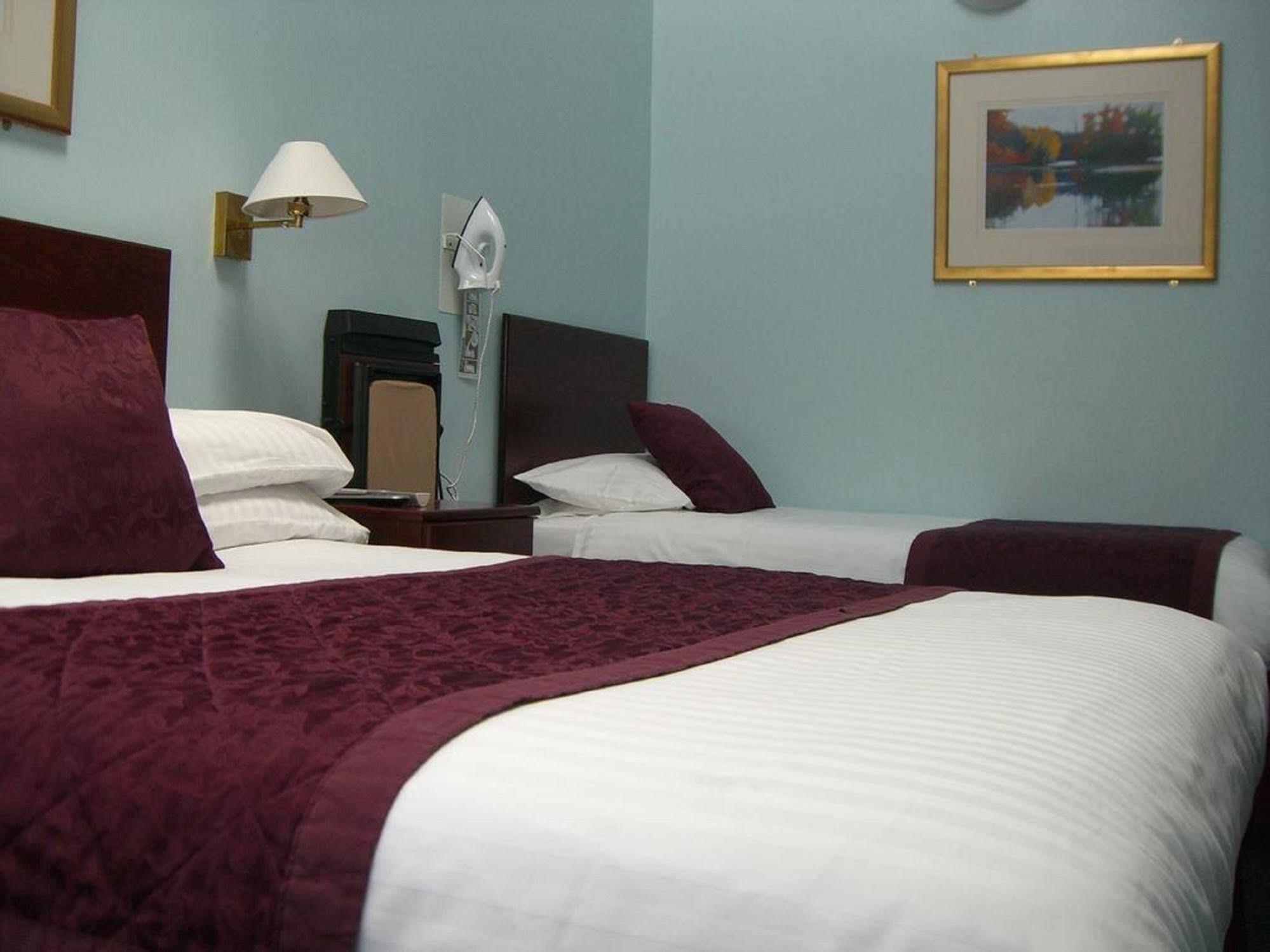 Kings Paget Hotel West Drayton  Exteriér fotografie