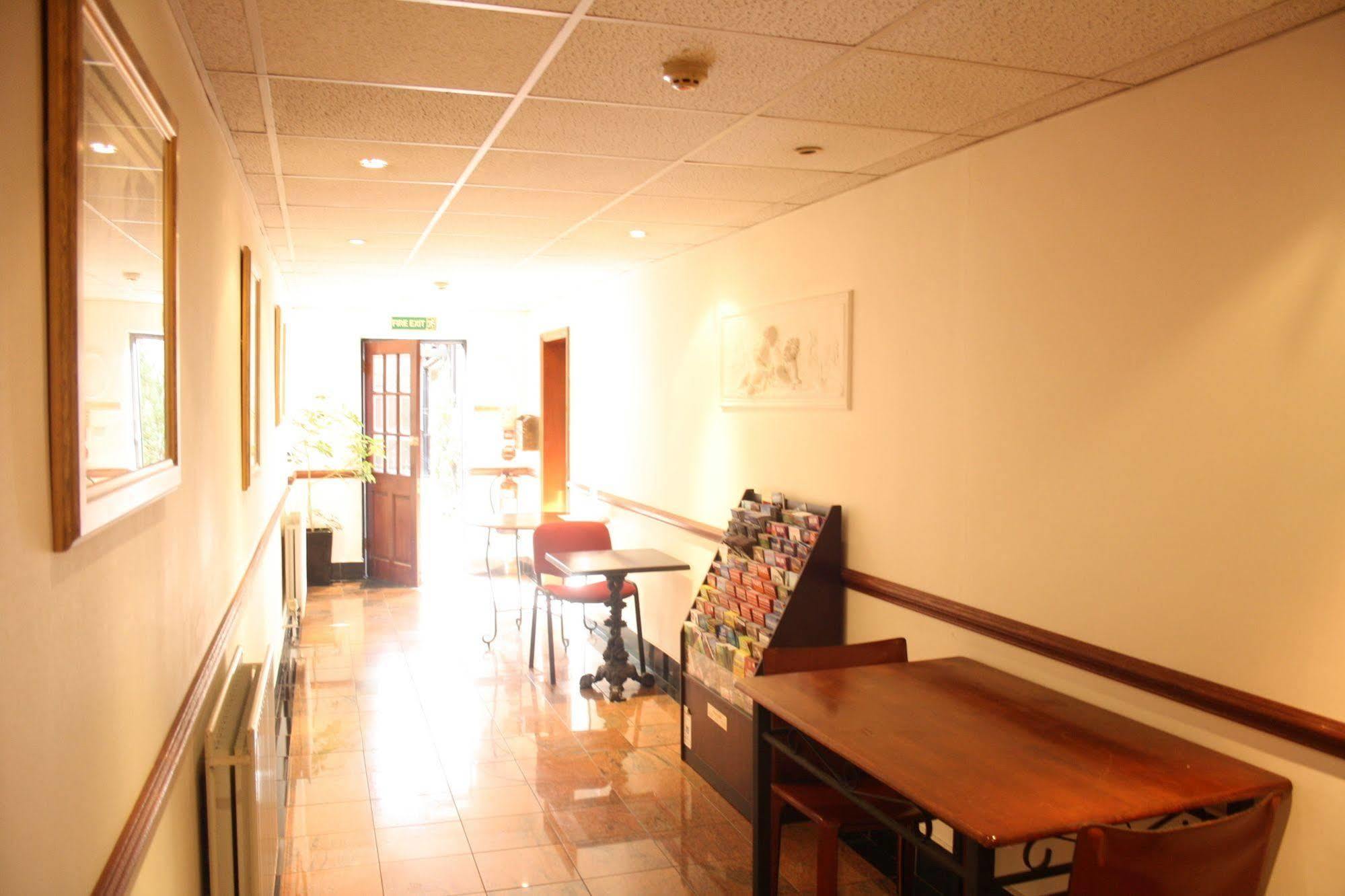 Kings Paget Hotel West Drayton  Exteriér fotografie